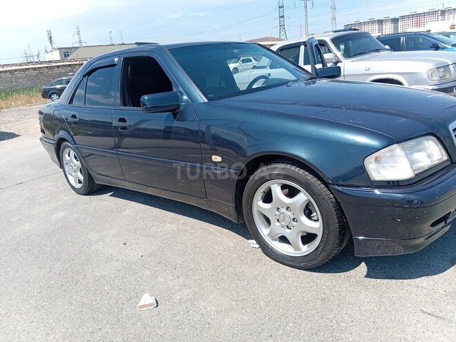 Mercedes C 180-3