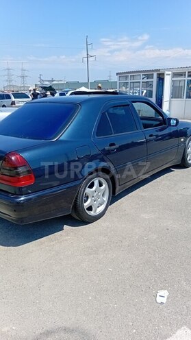 Mercedes C 180-6