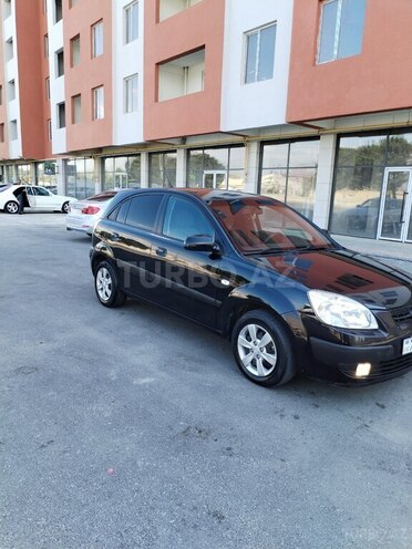 Kia Rio-5