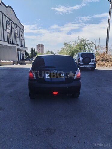Kia Rio-2