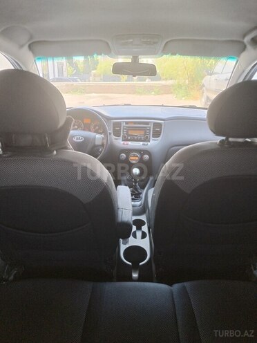 Kia Rio-13
