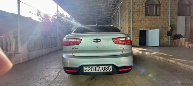 Kia Rio-2