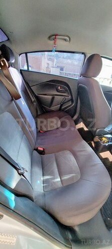 Kia Rio-14
