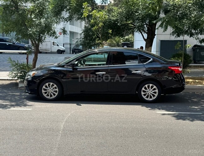 Nissan Sentra-4
