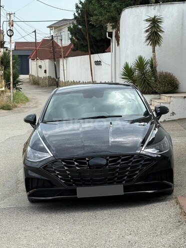 Hyundai Sonata-1