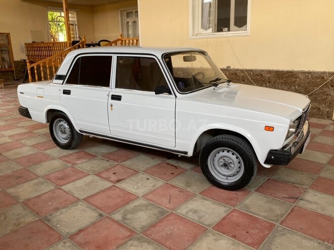 LADA (VAZ) 2107-6