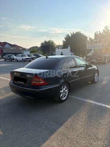 Mercedes C 240 4MATIC-5