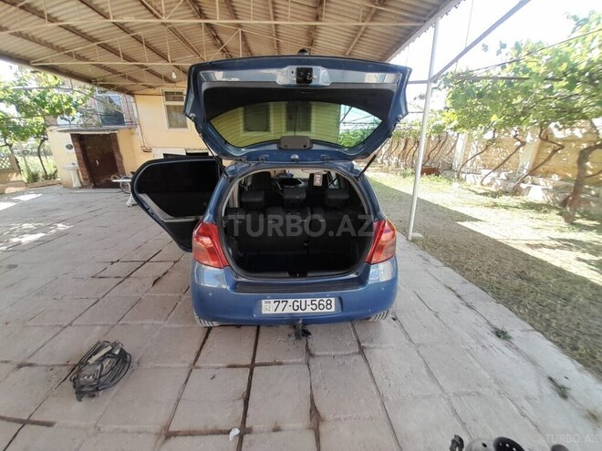 Toyota Yaris-4