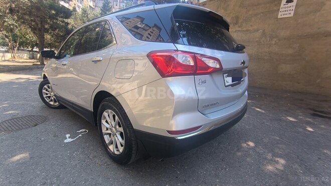 Chevrolet Equinox-5