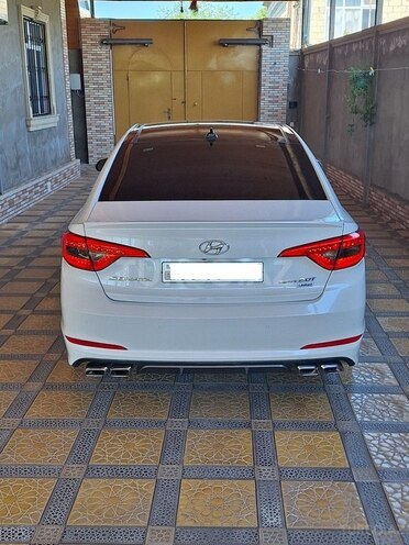 Hyundai Sonata-10