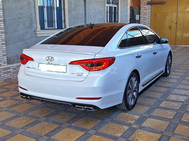 Hyundai Sonata-9