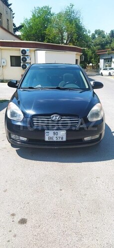 Hyundai Accent-1