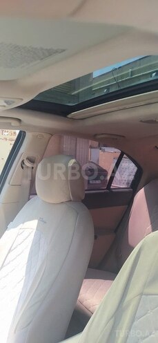 Hyundai Accent-6