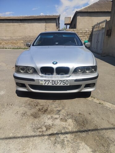 BMW 523-1