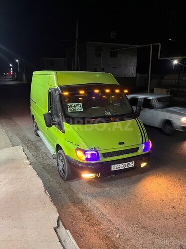 Ford Transit-15