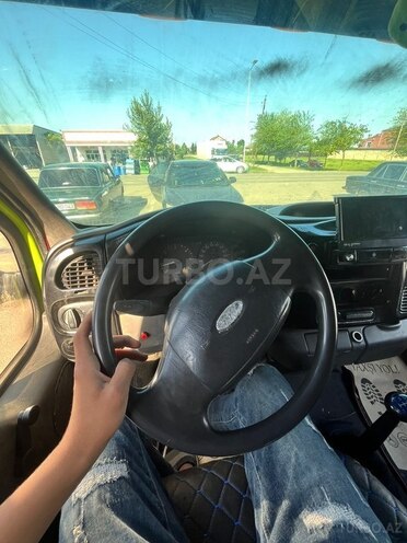 Ford Transit-16