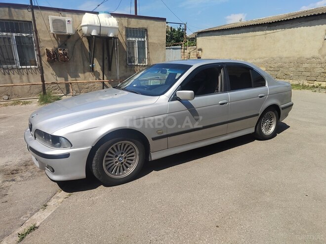 BMW 523-5