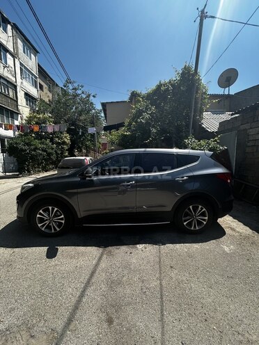 Hyundai Santa Fe-2