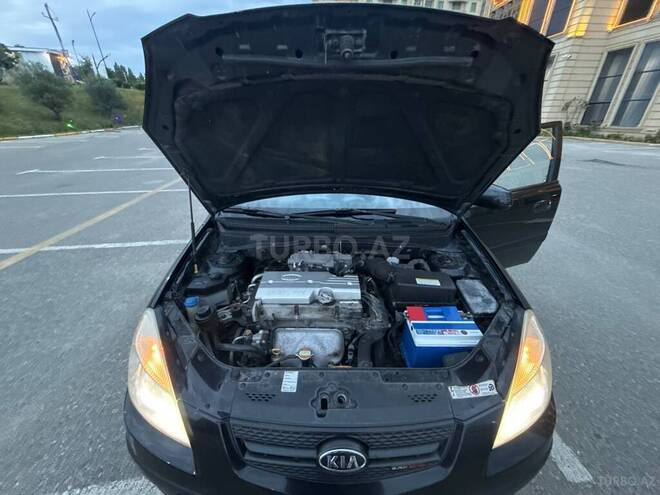 Kia Rio-21