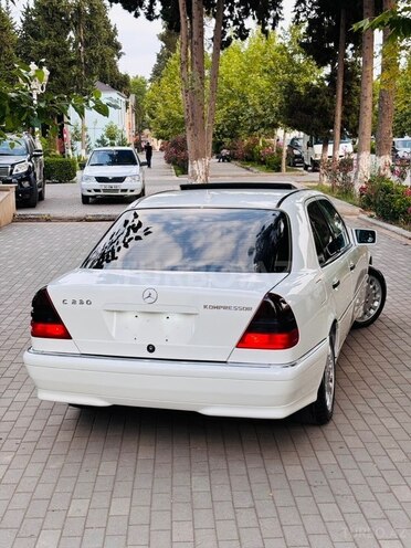 Mercedes C 230-8