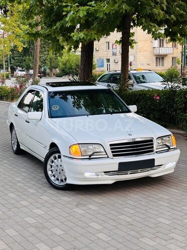 Mercedes C 230-4