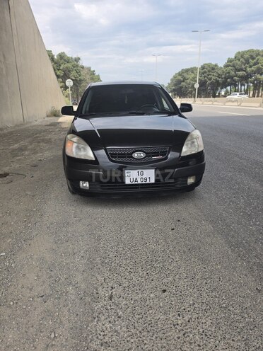 Kia Rio-1