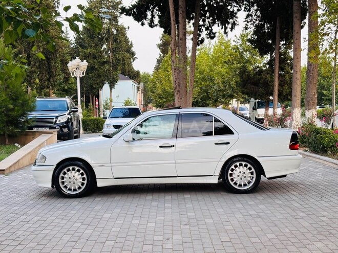 Mercedes C 230-6