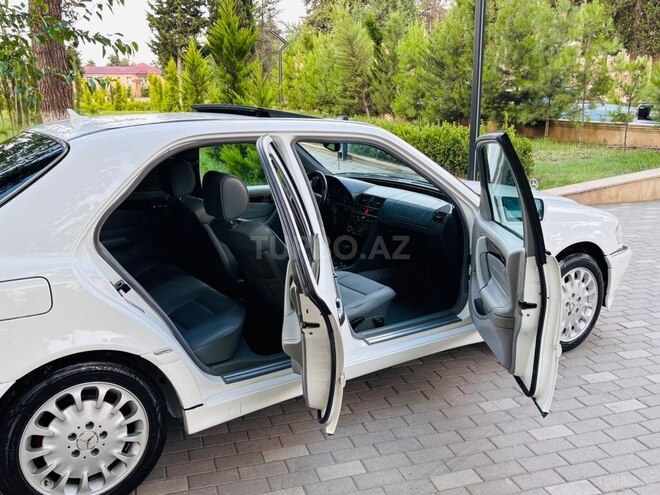 Mercedes C 230-10