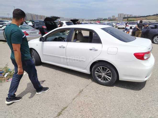 Toyota Corolla-8