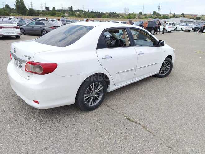 Toyota Corolla-4