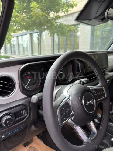 Jeep Wrangler-9