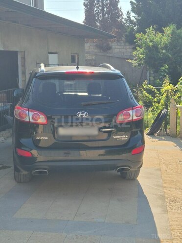 Hyundai Santa Fe-5