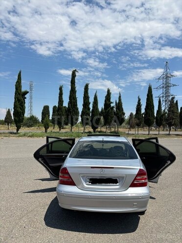 Mercedes C 220-7