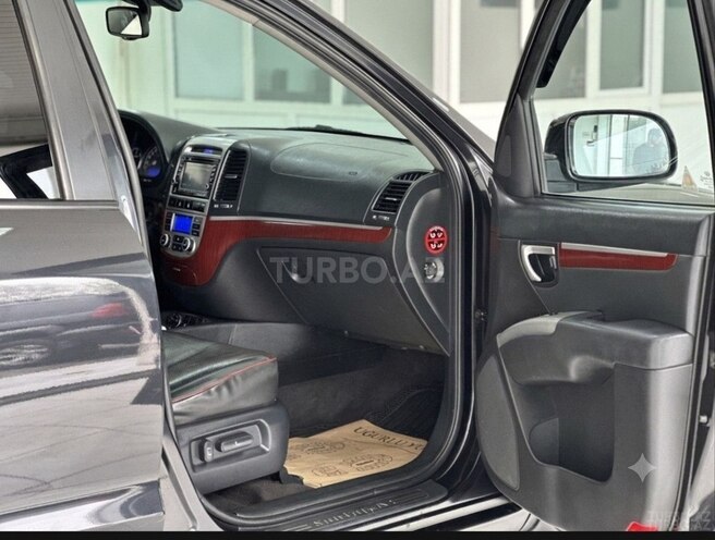Hyundai Santa Fe-3
