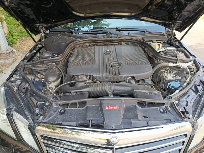 Mercedes E 250-4