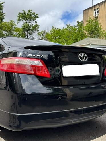 Toyota Camry-5