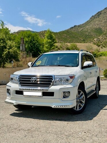 Toyota Land Cruiser-2