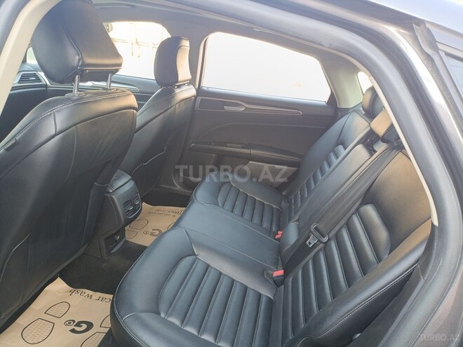 Ford Fusion (North America)-6