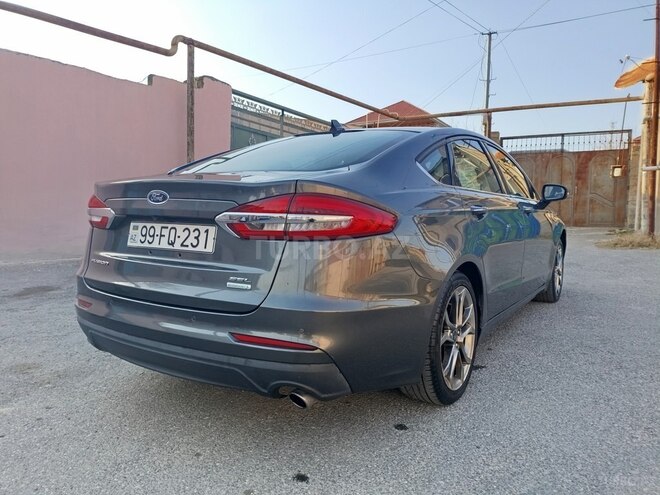 Ford Fusion (North America)-4