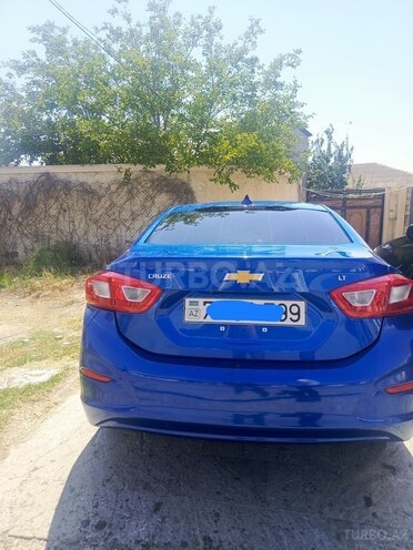 Chevrolet Cruze-2