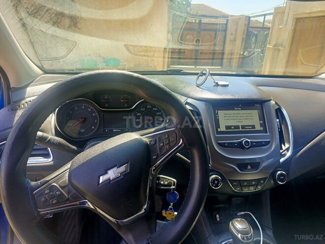 Chevrolet Cruze-9