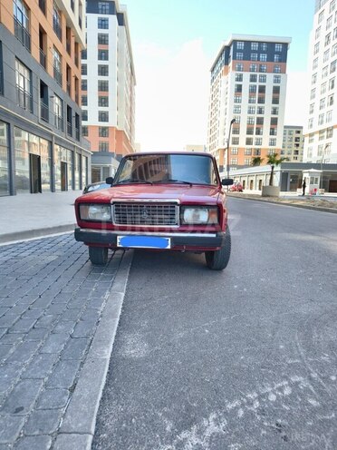 LADA (VAZ) 2107-1
