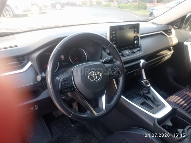 Toyota RAV4-3