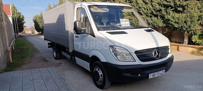 Ford Transit-10
