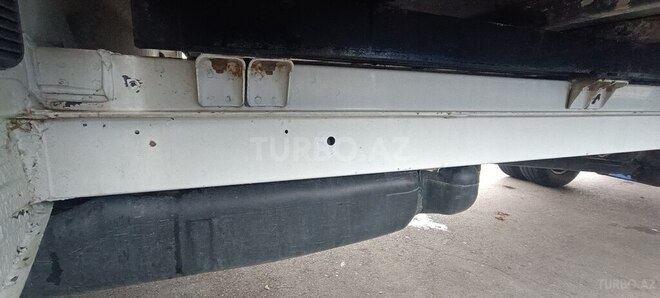 Ford Transit-16
