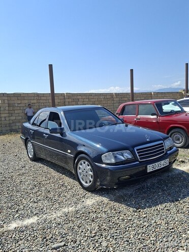 Mercedes C 240-1