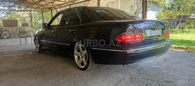Mercedes E 230-15
