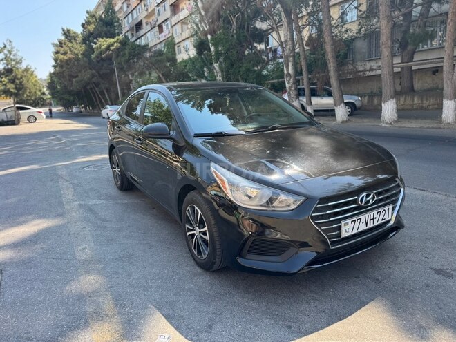 Hyundai Accent-7