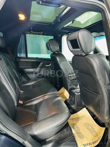 Land Rover Freelander-12