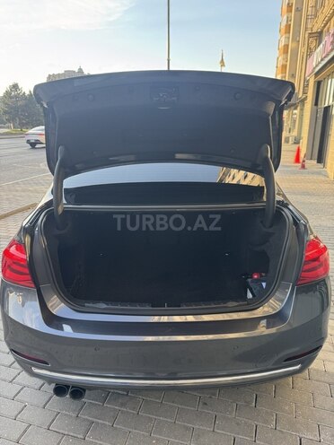 BMW 330-17